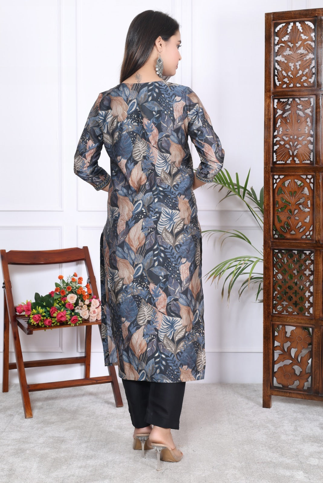 Grey and Brown Leafy Print Kurta Set